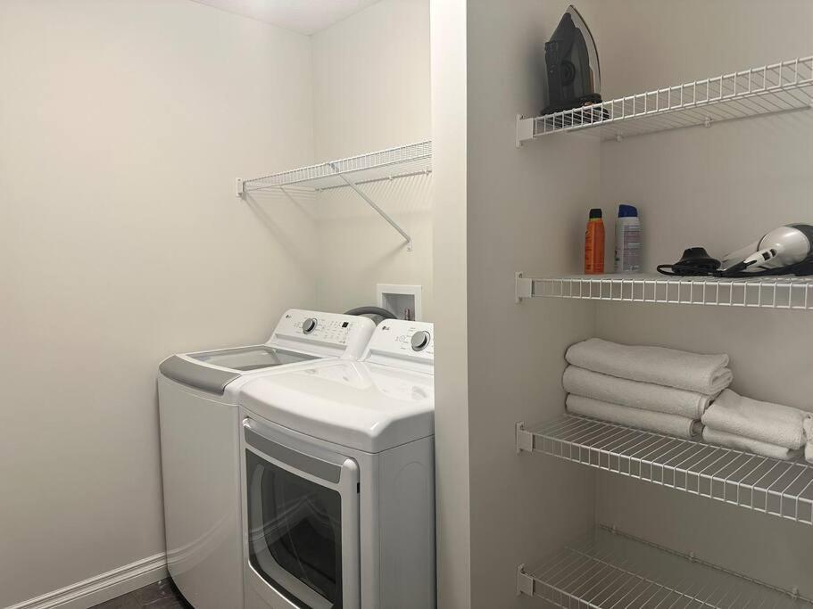 Apartment Beautiful Close To Busstop